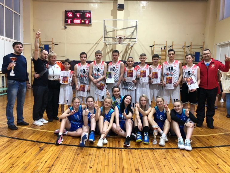 21-22 ДЕКАБРЯ прошли игры дивизионального этапа зоны «Сыктывкар» школьной баскетбольной лиги «КЭС-Баскет».