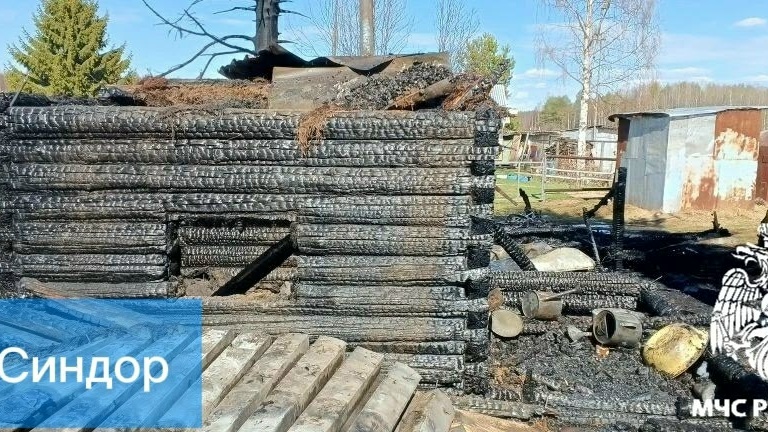 В Синдоре сгорела баня