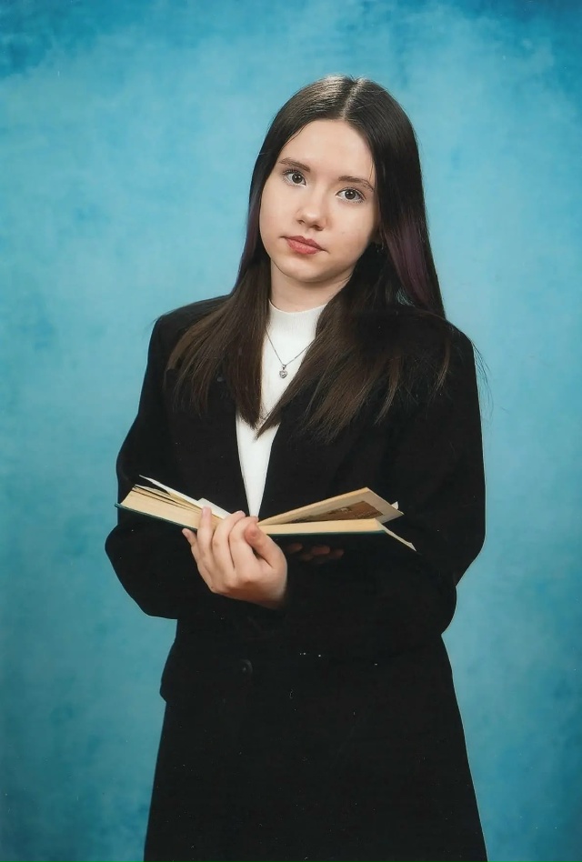 Лобосова Арина