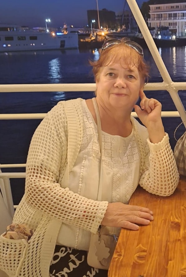 Людмила Попова